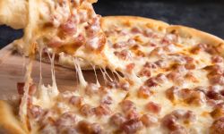 one-cheese-pizza-2741457